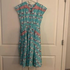 Cute bear novelty print Unique Vintage dress small